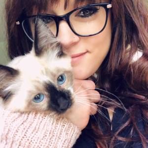 Meet your Posher, Anna